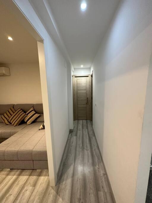 Cozy 1-Bedroom Apartment Madrid Exterior photo